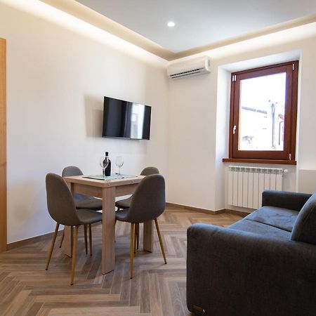 Finestra Sul Borgo Apartment Trevignano Romano Exterior foto
